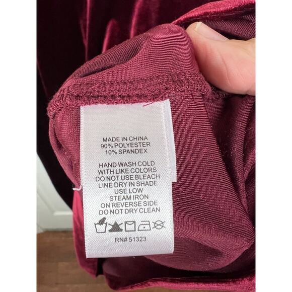 1 State Womens Deep Red Velvet Long Sleeve V-Neck Pullover Shift Dress Size 8 - Picture 3 of 5